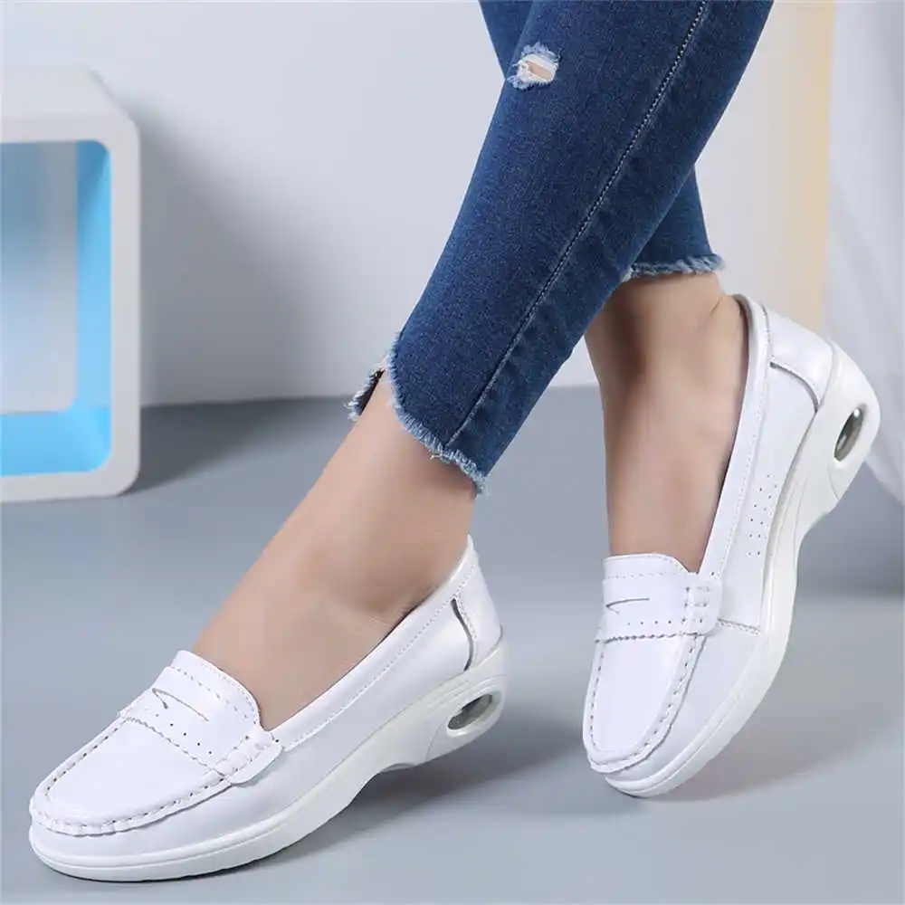 Thick Sole Slipon White Traine - Streetwear Brand Kit reseña y precio
