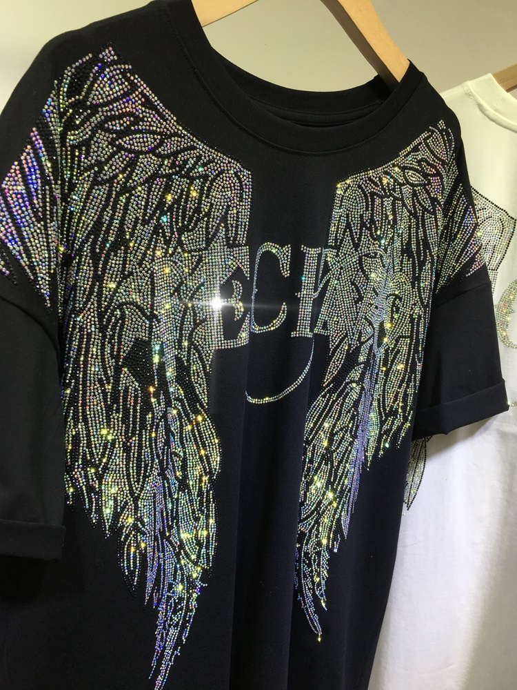 L-4XL Oversize Rhinestone Ange - Streetwear Clothing Brands reseña y precio