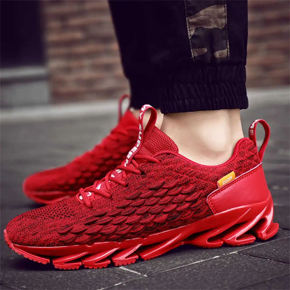 size 44 size 39 walking shoes  - Streetwear Brand Kit reseña y precio
